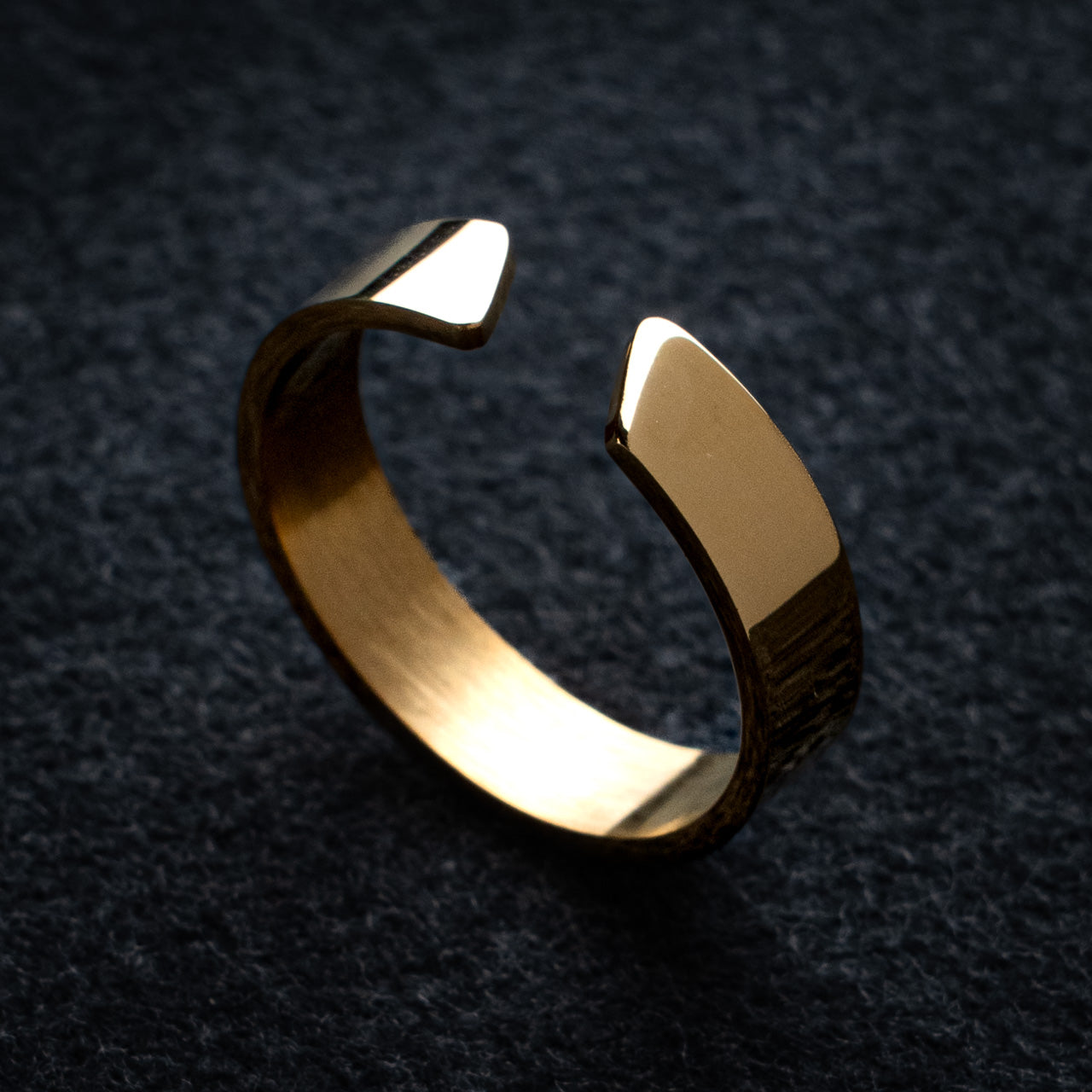 CLASSIC RING