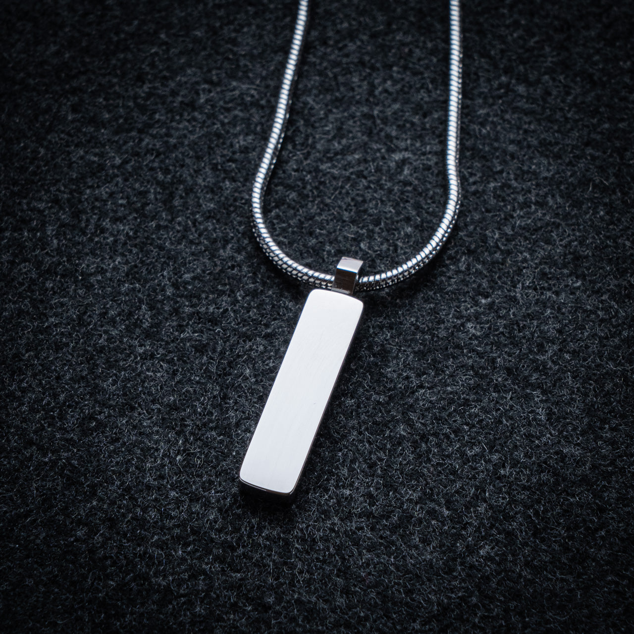 SNAKE PENDANT