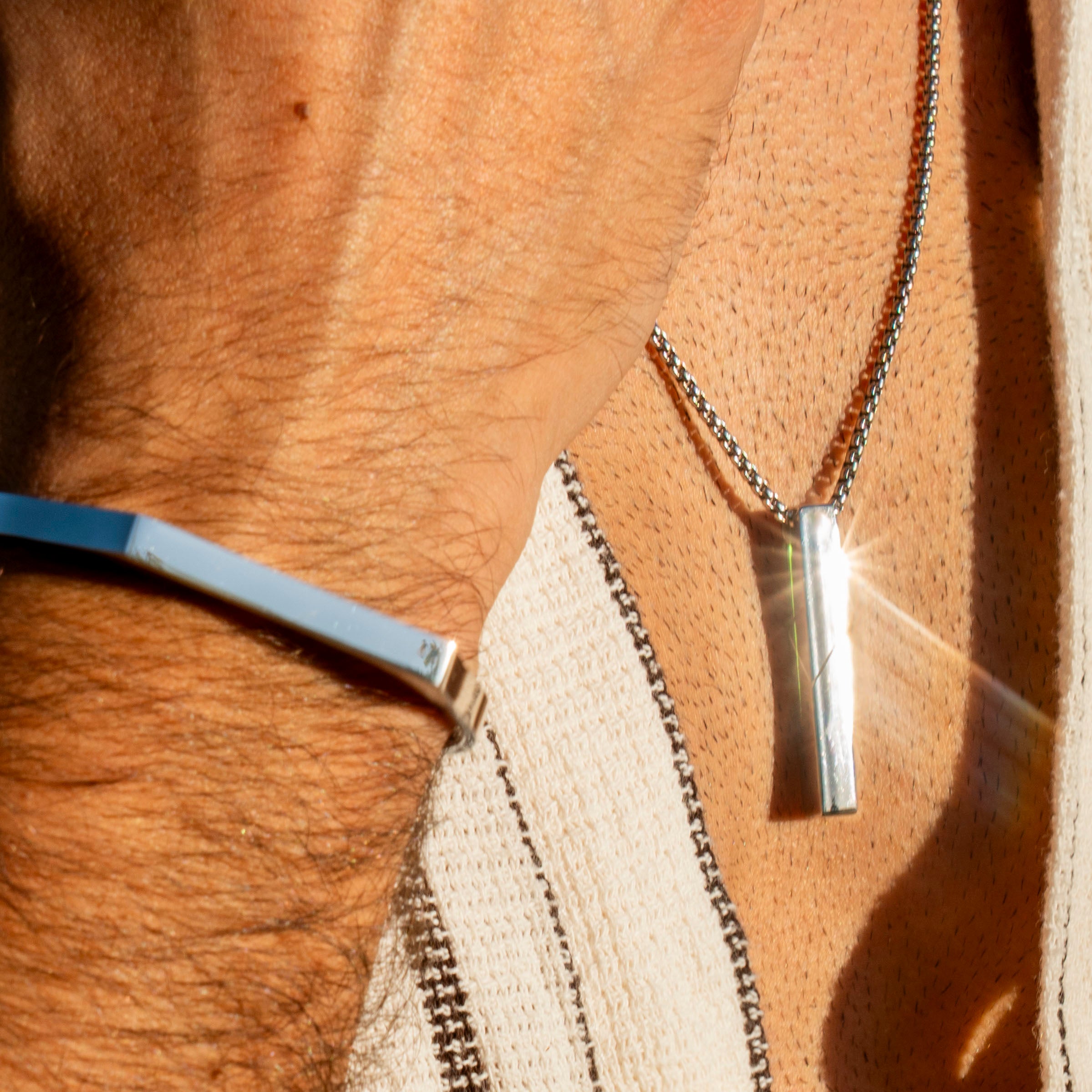 GUILHOTINE PENDANT