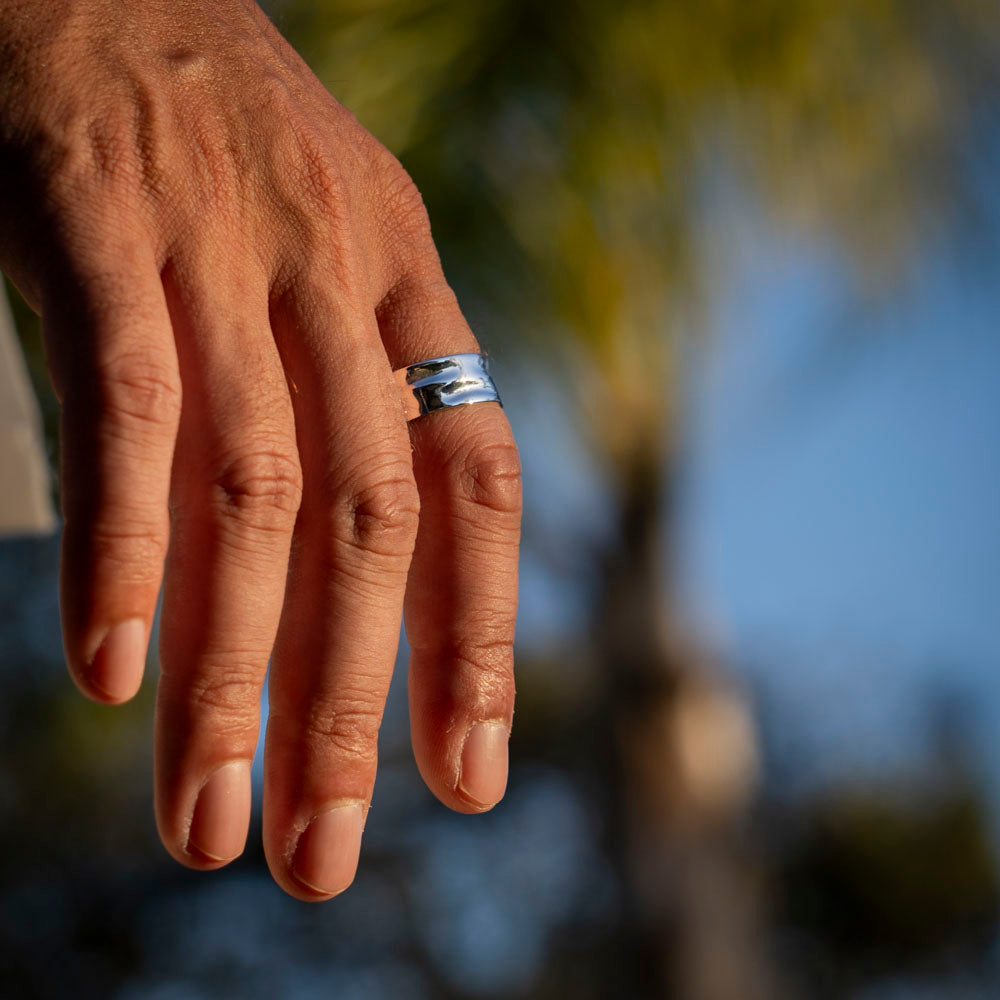 SIGNATURE RING