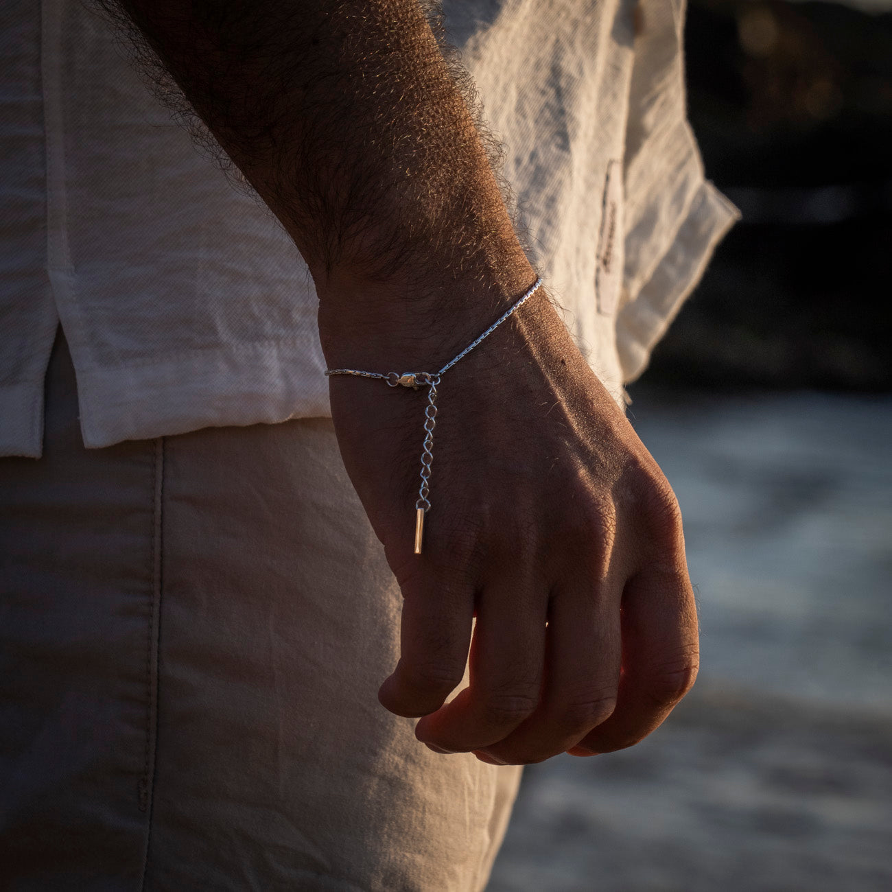 WIRE BRACELET