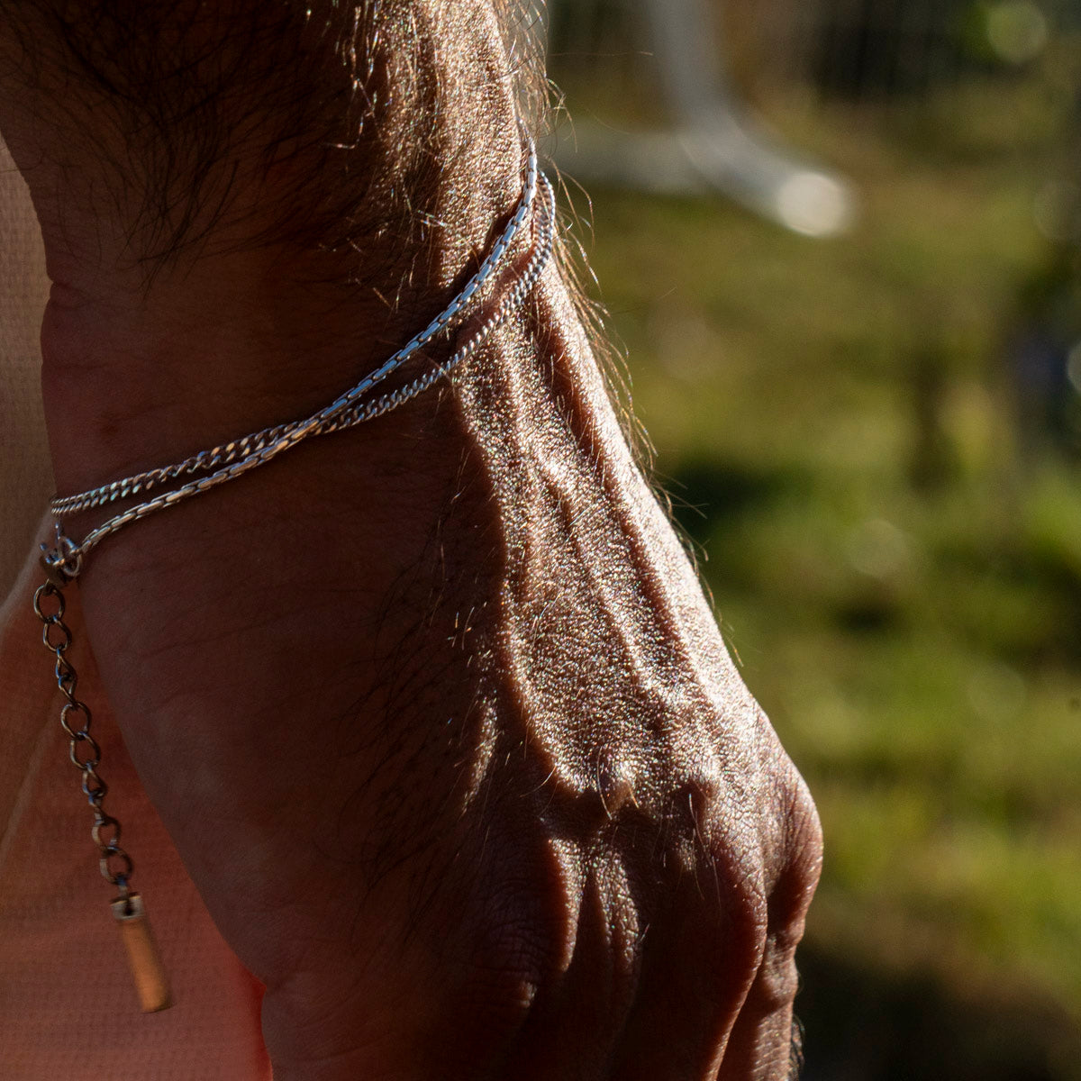 WIRE BRACELET