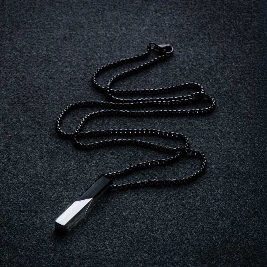 GUILHOTINE PENDANT