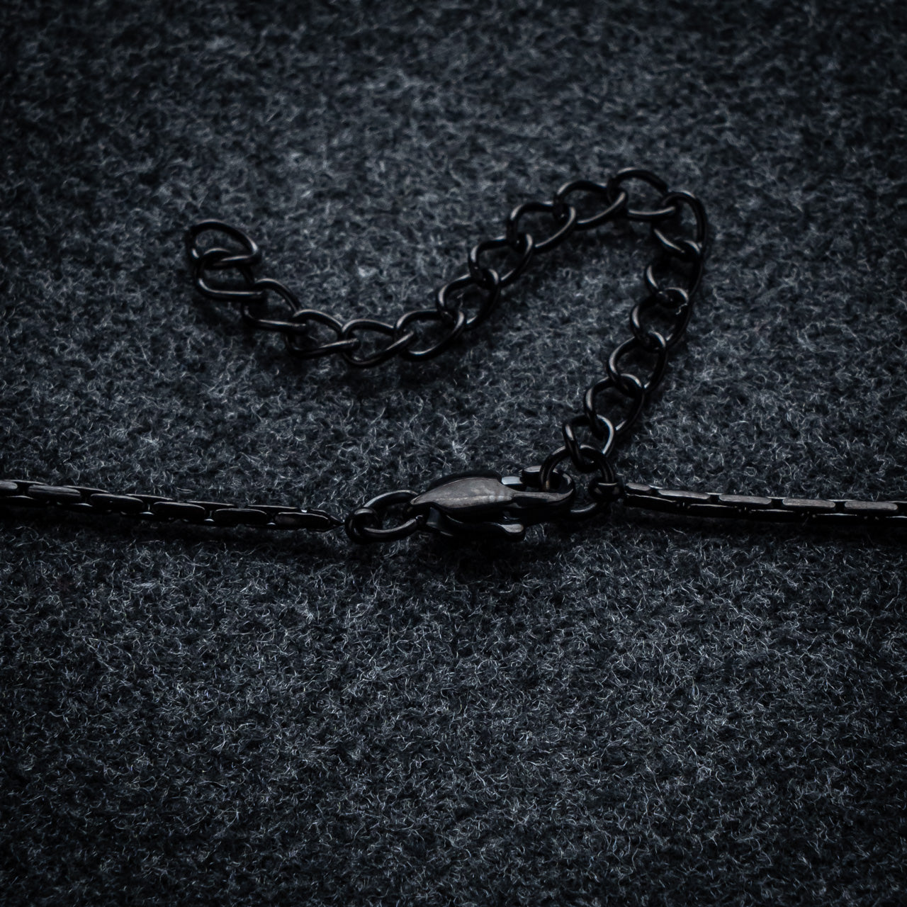WIRE CHAIN