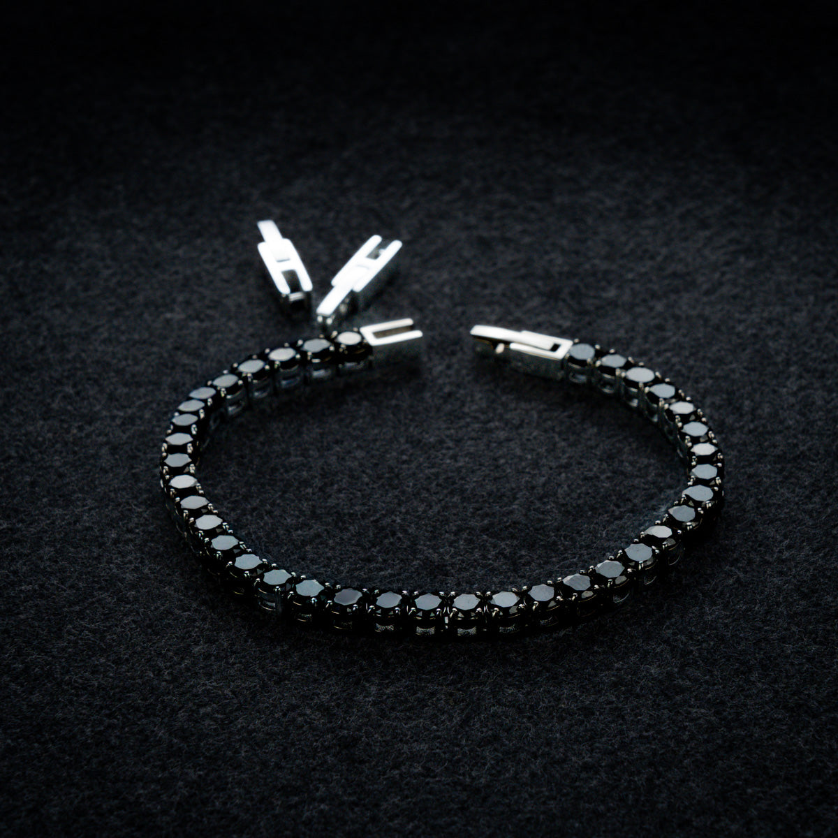 BLACK TENNIS BRACELET