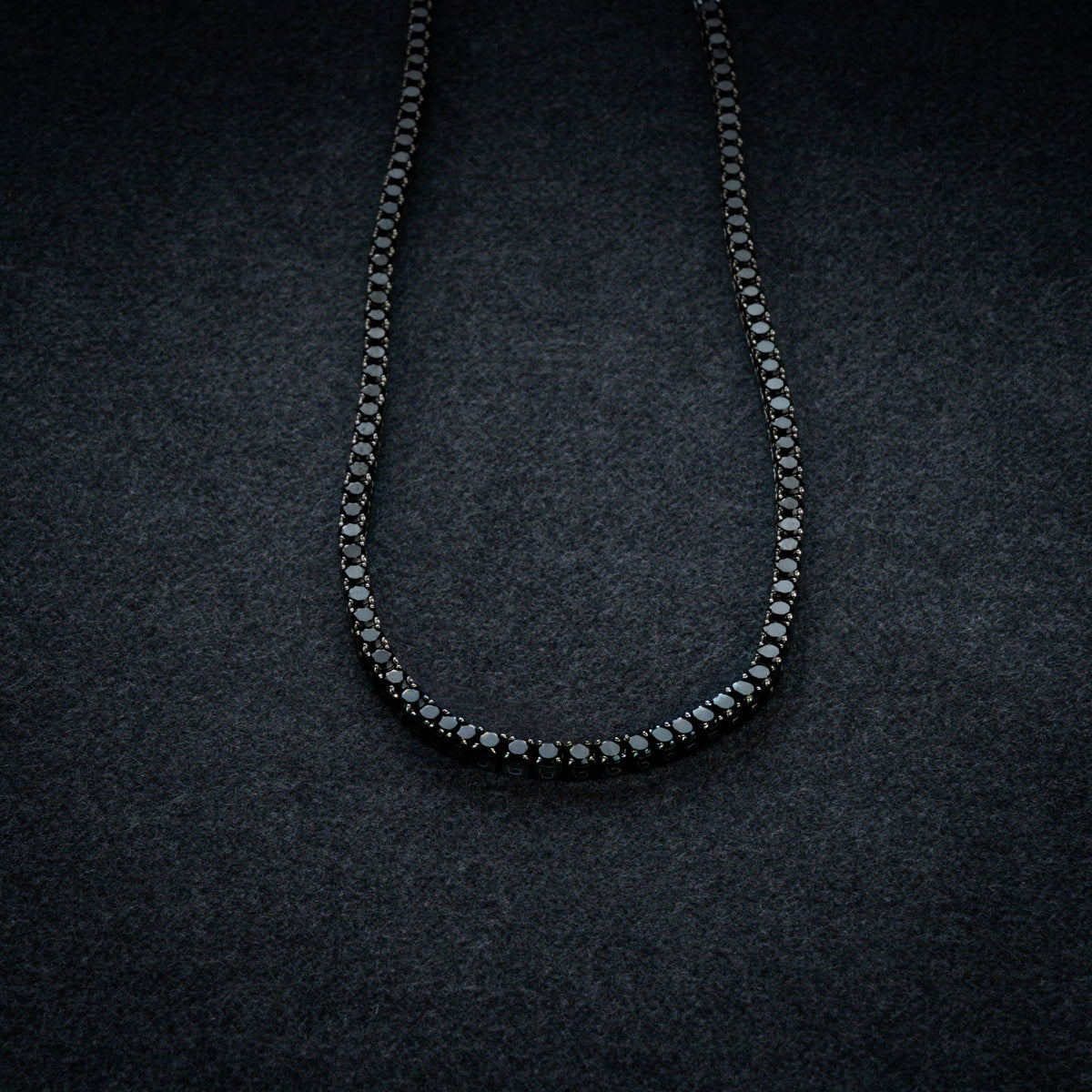 BLACK TENNIS CHAIN