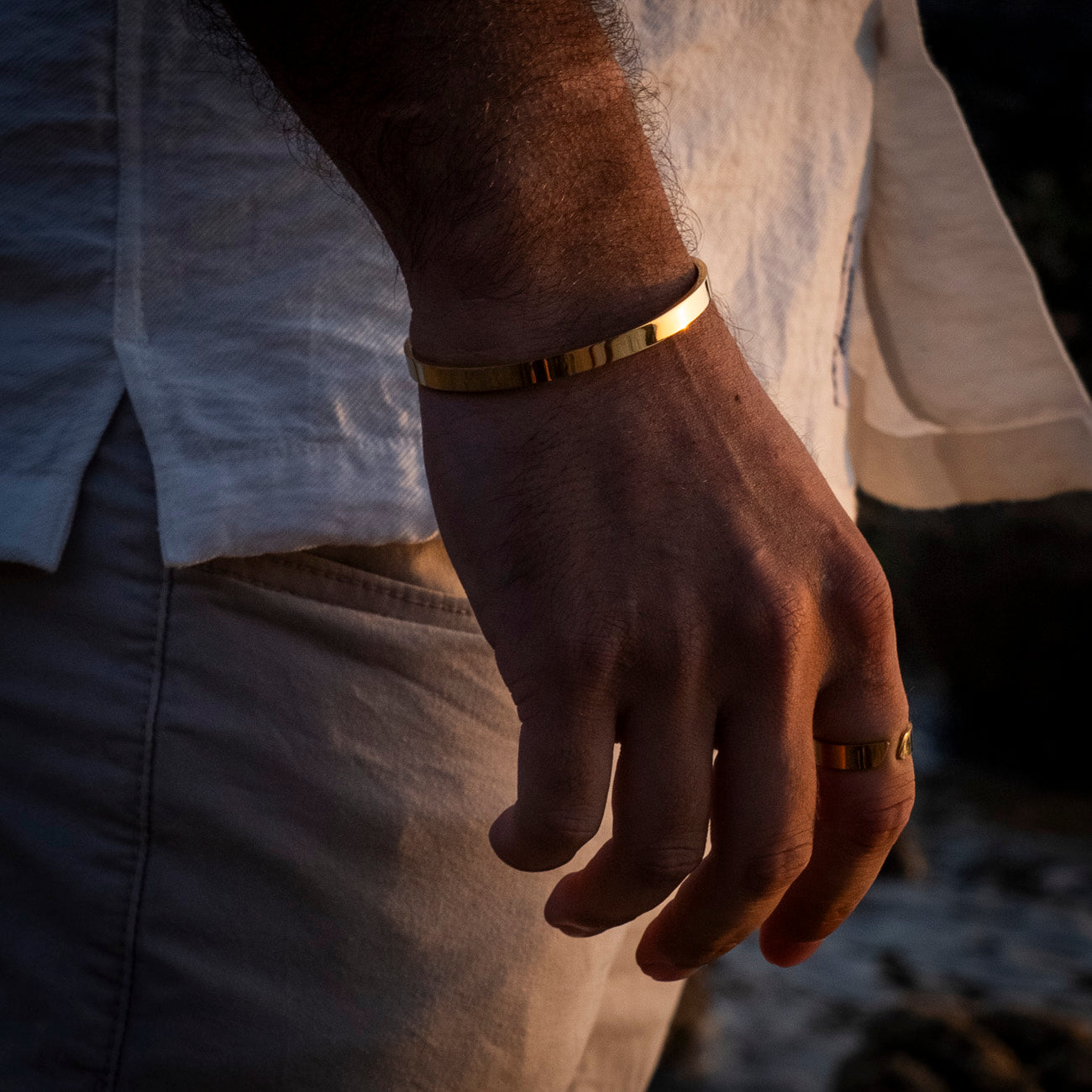 CLASSIC CUFF
