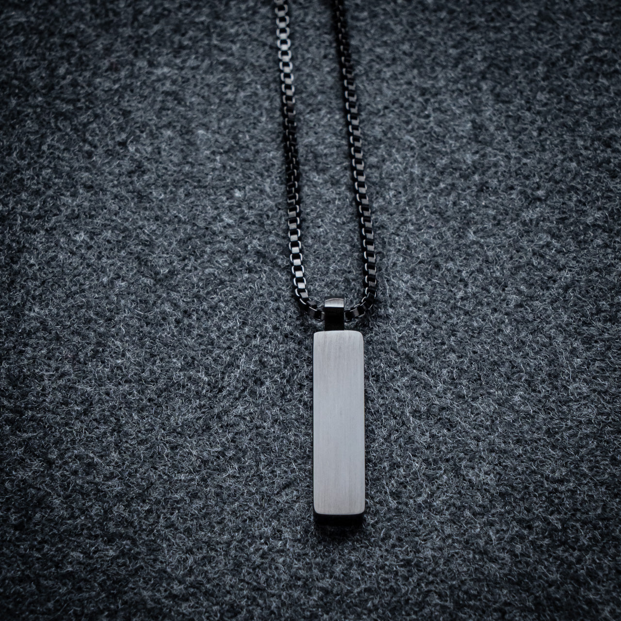 BOX PENDANT