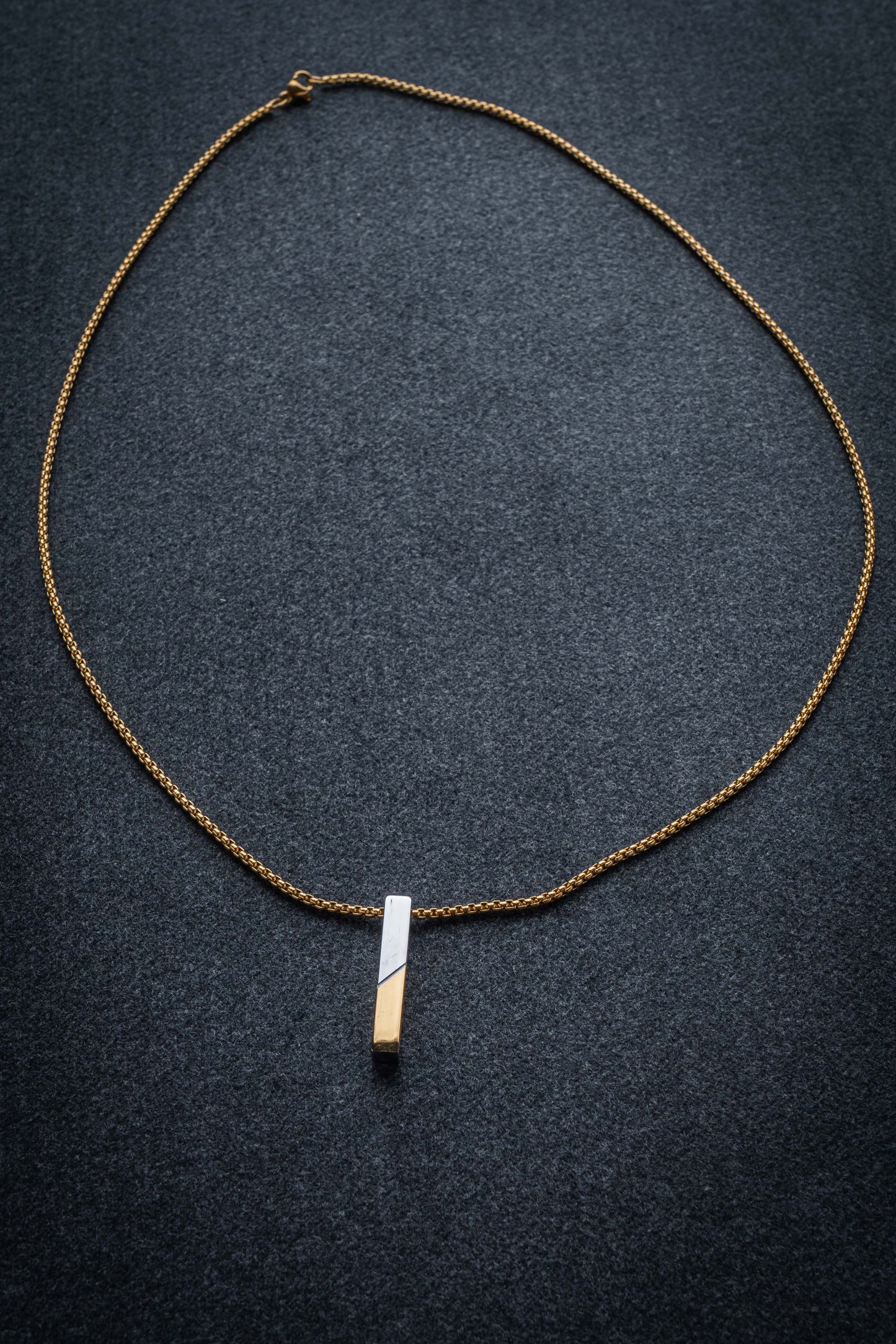 GUILHOTINE PENDANT