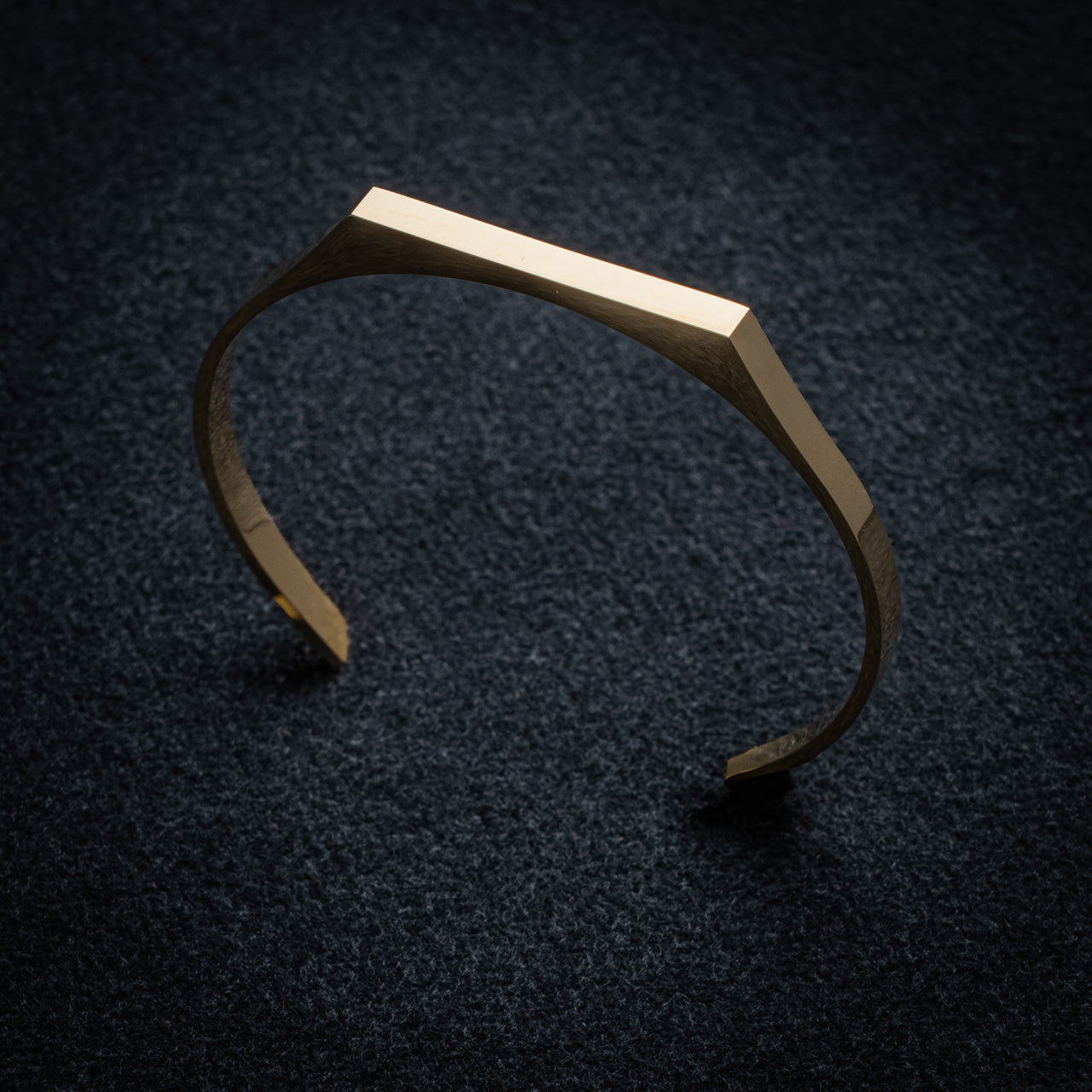 EXECUTIVE CUFF