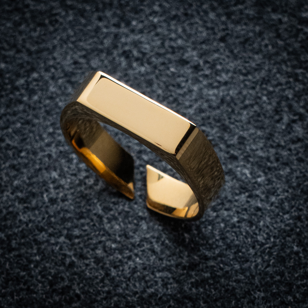 EXECUTIVE RING
