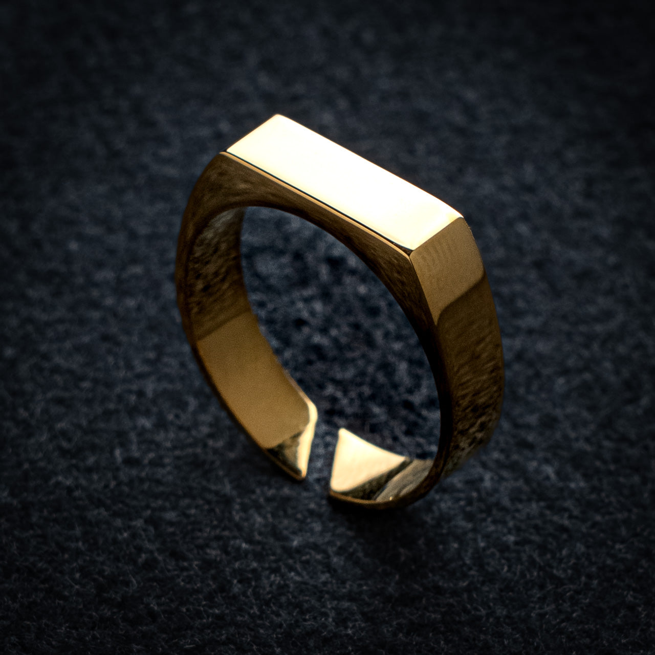 EXECUTIVE RING