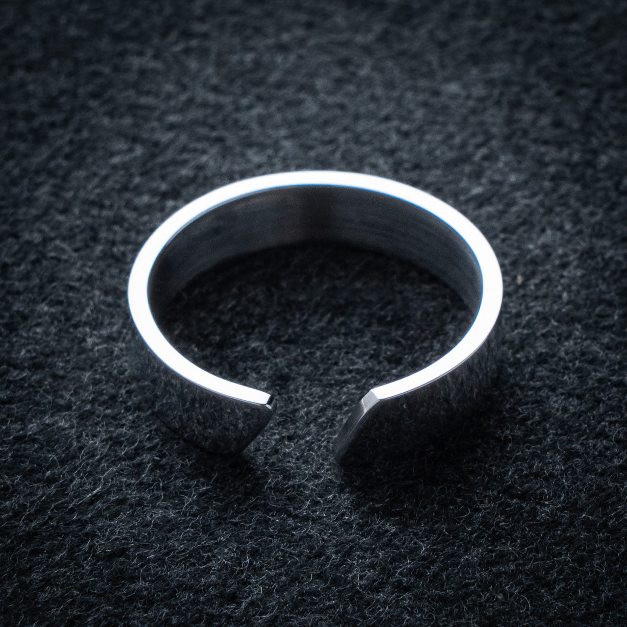 CLASSIC RING
