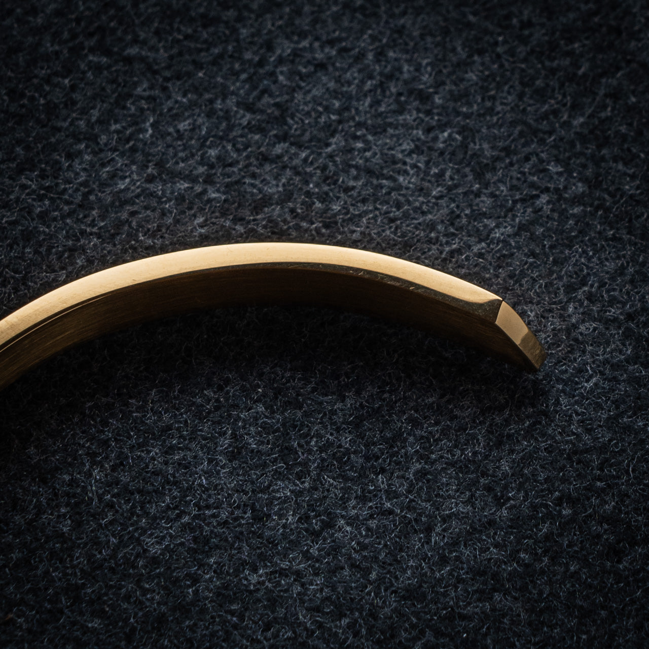CLASSIC CUFF