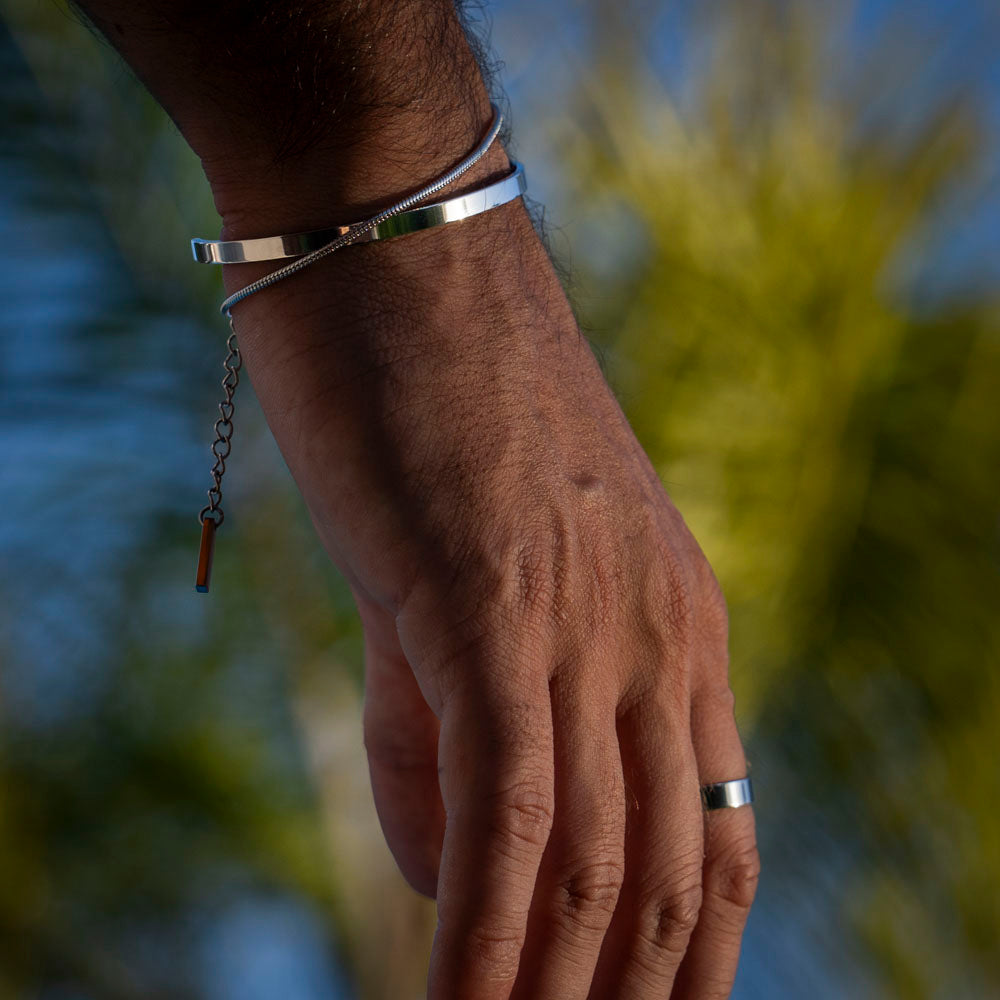 MINIMAL CUFF