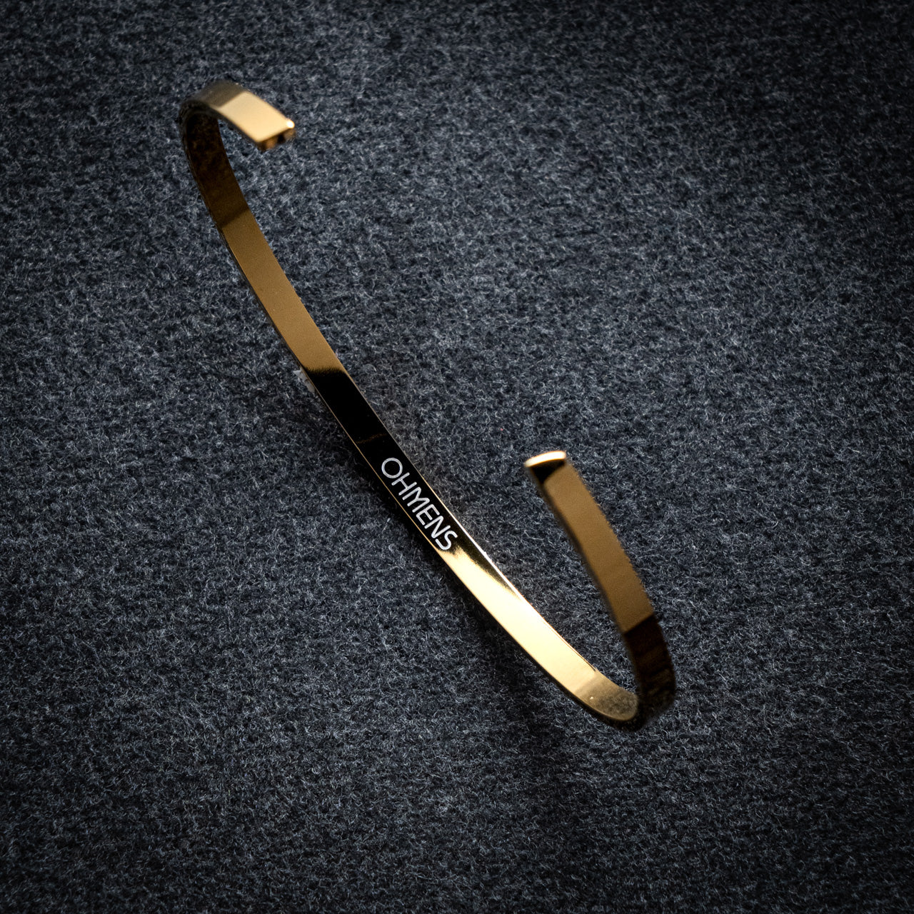 MINIMAL CUFF