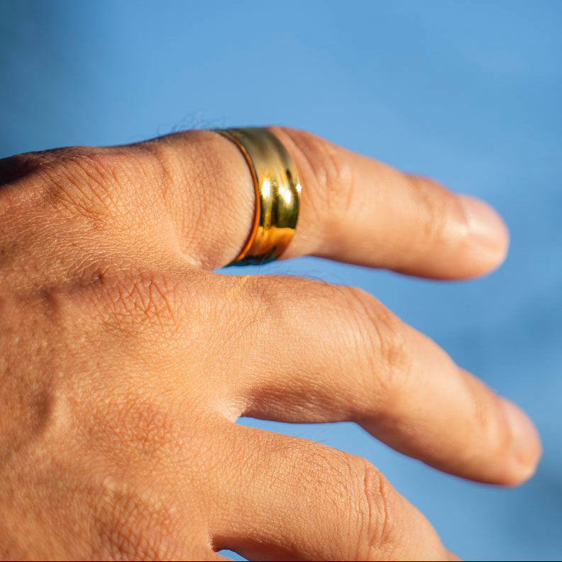 SIGNATURE RING