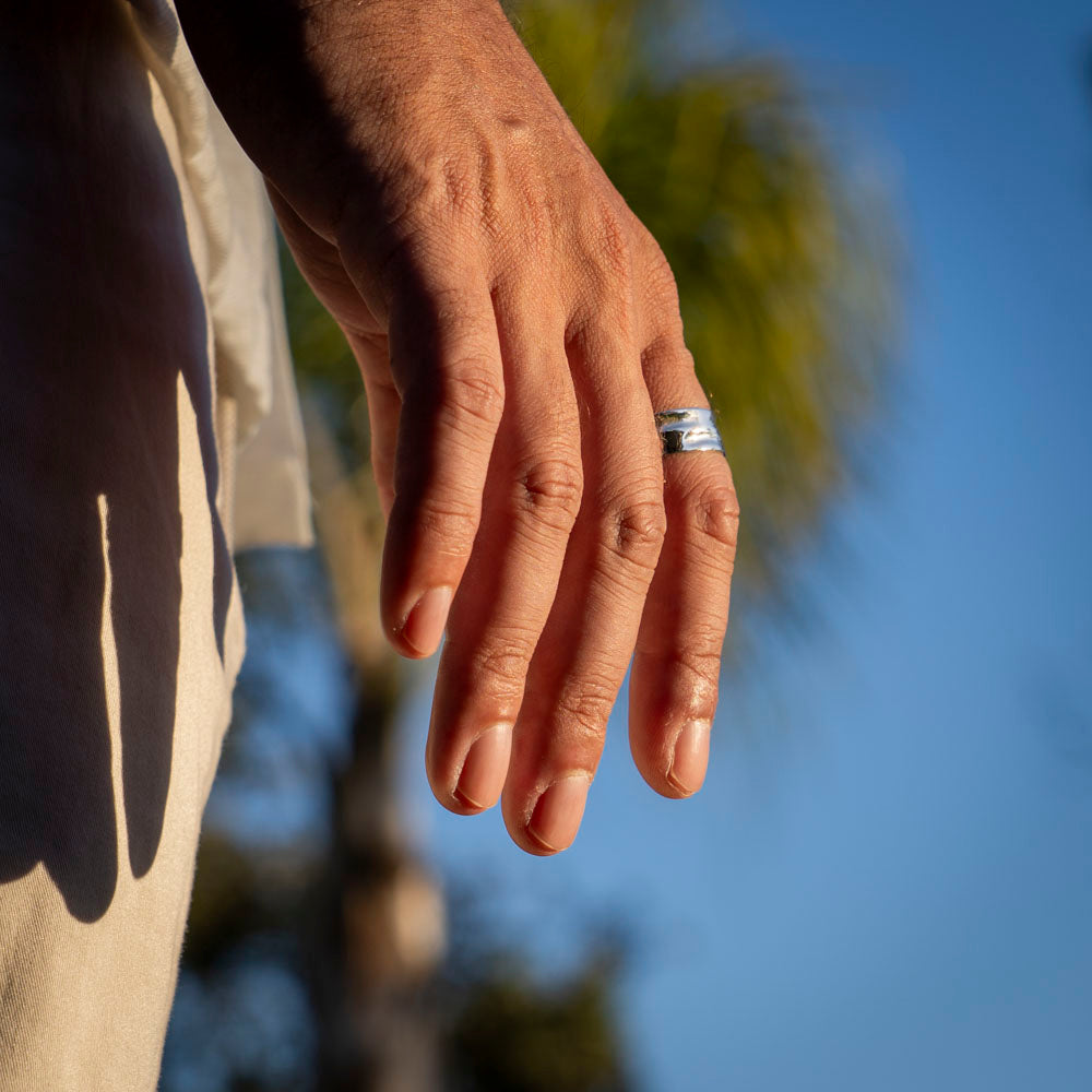 SIGNATURE RING