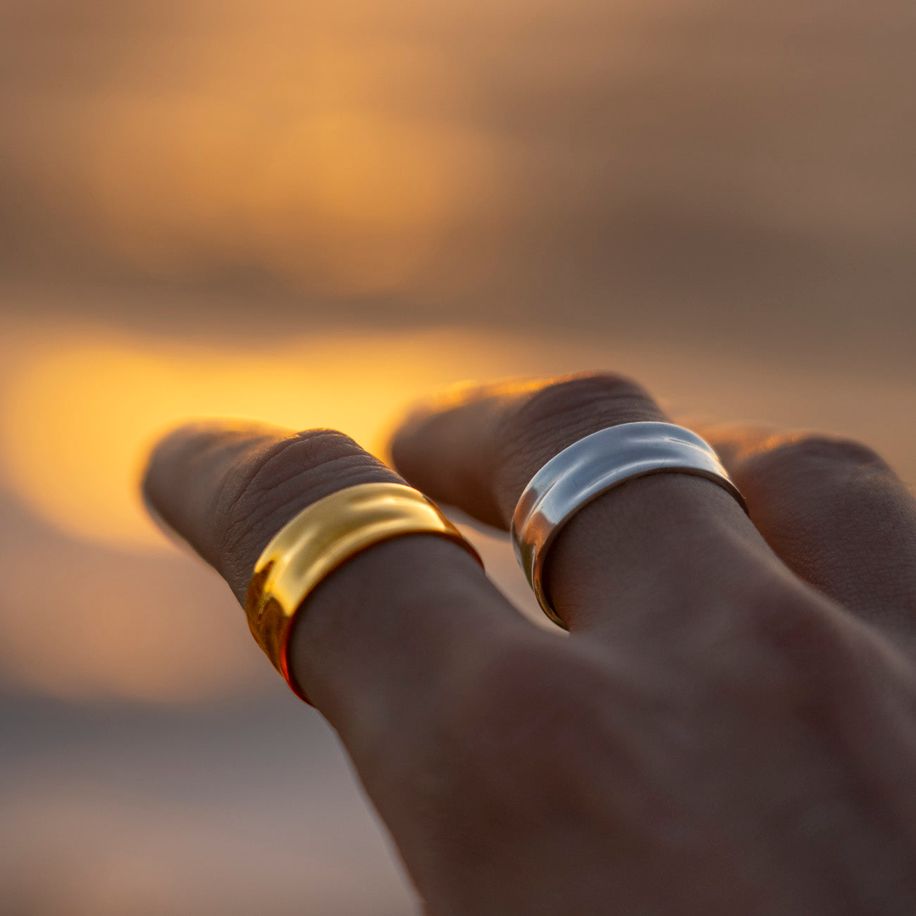 SIGNATURE RING