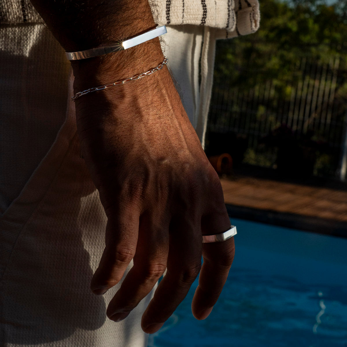 EXECUTIVE CUFF