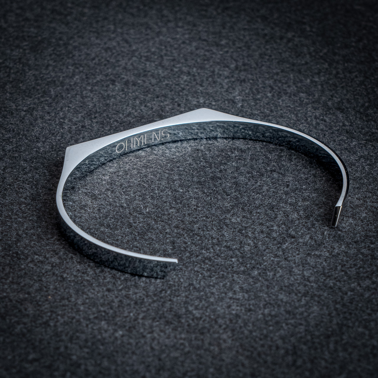 EXECUTIVE CUFF