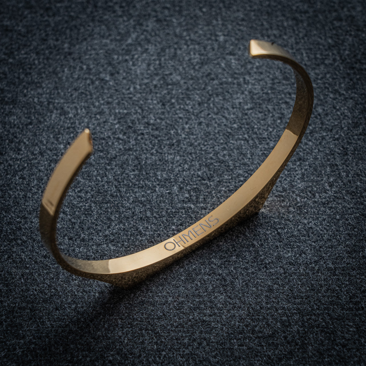 EXECUTIVE CUFF