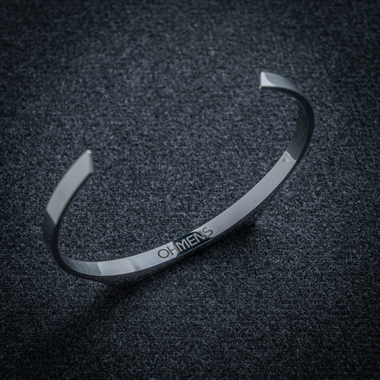 EXECUTIVE CUFF